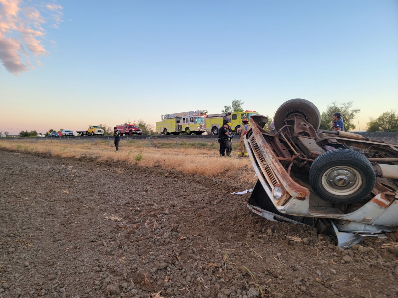 I-5 crash north of County road Road 57.jpg